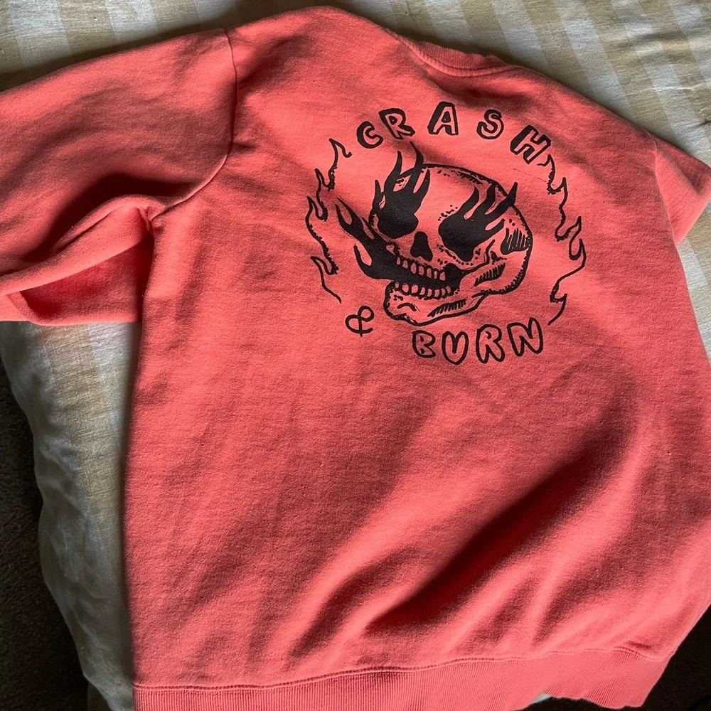 Cotton On crewneck size large - Picture 2 of 2